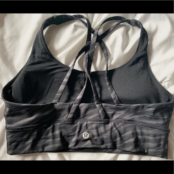 NWOT Lululemon Sports Bra - Picture 2 of 3